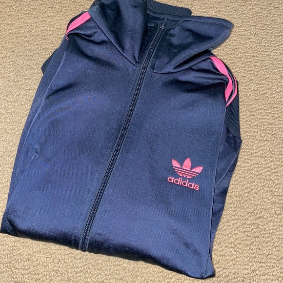 DARK GREY/ PINK STRIPE ADIDAS ZIP UP- Medium - Picture 4 of 7